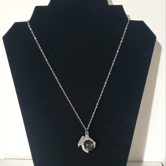 DRAGON CLAW NECKLACE - Picture 1 of 5